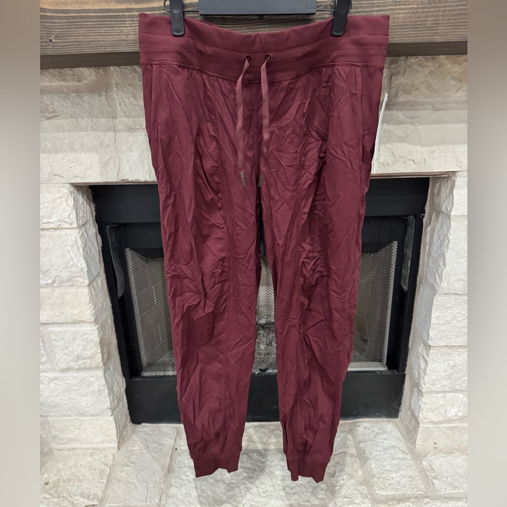 Lululemon Dance Studio MR Jogger - Size 12 - NWT